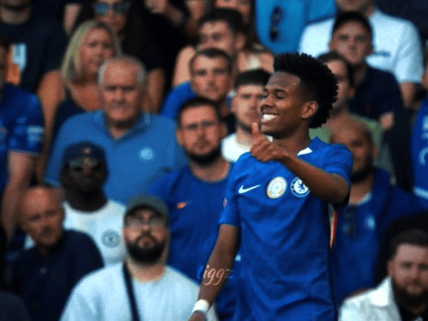 盛金缘证券 埃斯特旺: 知道欧冠首发一下午没睡;感谢恩佐把点球让给我